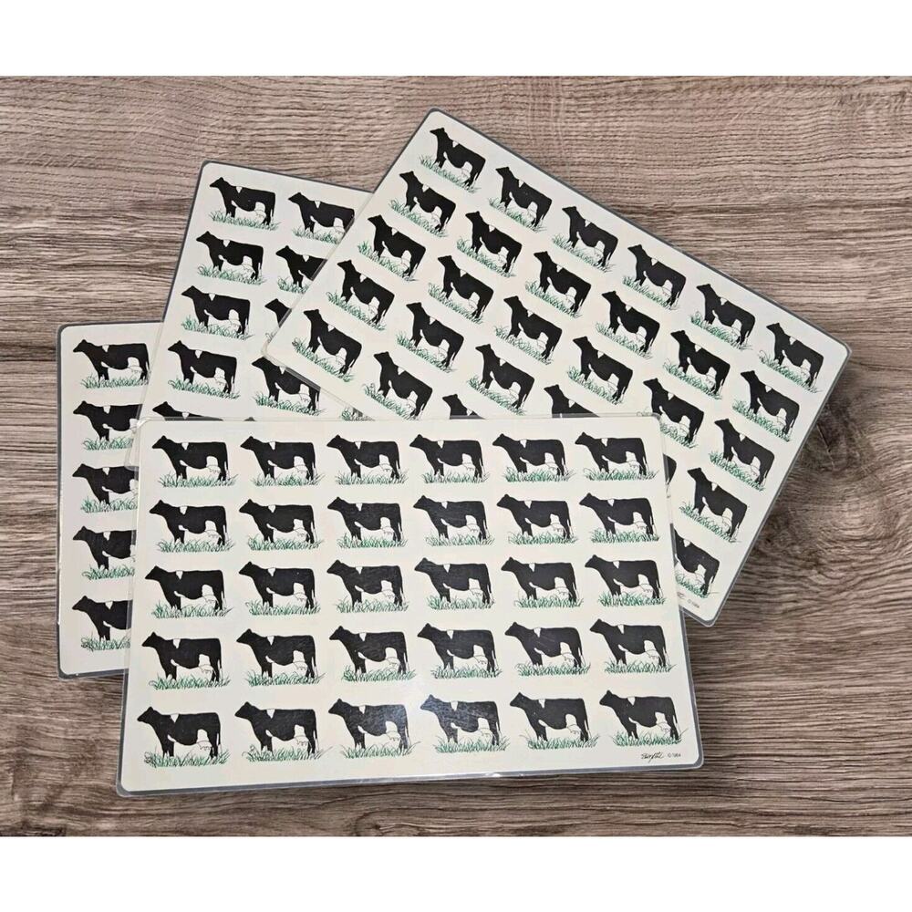 Vintage Milk Cow Placemats 80s Set/4 Plastic Rectangular Farmhouse White Suzette